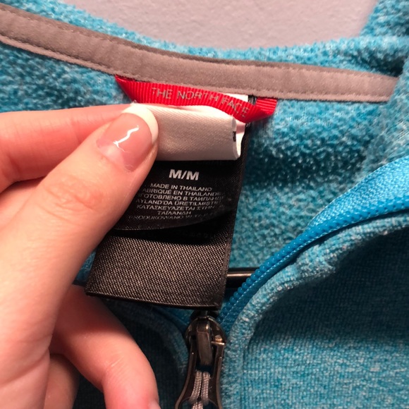 Blue north face fleece excellent condition - Picture 3 of 3